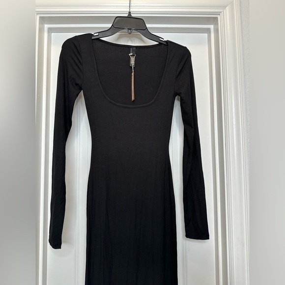 SKIMS Soft Lounge Long sleeve‎ Dress Size Small in Onyx Black NWT Tik Tok Famous - Picture 7 of 9